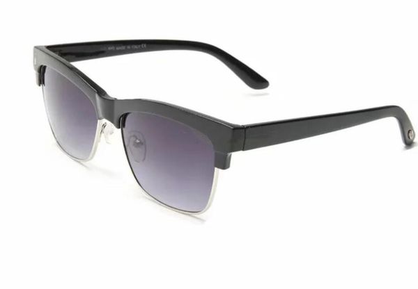 sunglasses summer brand ladies uv400 fashion woman cycling glasses classic outdoor sport eyewear girl beach sun glass 223, White;black
sunglasses summer brand ladies uv400 fashion woman cycling glasses classic outdoor sport eyewear girl beach sun glass 223, White;black