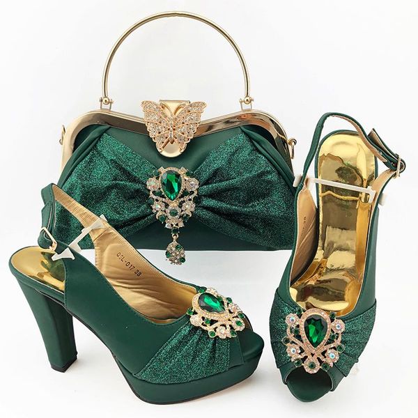 style green color african women matching shoes and bag set decorated with rhinestone italian d200505-3 sandals, Black
style green color african women matching shoes and bag set decorated with rhinestone italian d200505-3 sandals, Black