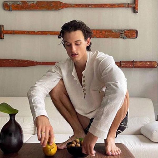men's casual shirts half cardigan button stand collar shirt fall fashion pure color linen long sleeve oversize 2021, White;black
men's casual shirts half cardigan button stand collar shirt fall fashion pure color linen long sleeve oversize 2021, White;black