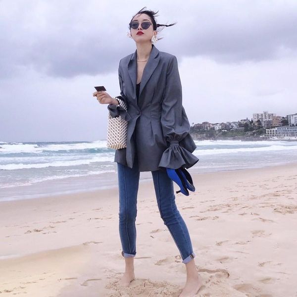 women's suits & blazers nanastyle ruched blazer flare sleeve tunic high waist gray long jackets female large size fashion 2021 ol cloth, White;black
women's suits & blazers nanastyle ruched blazer flare sleeve tunic high waist gray long jackets female large size fashion 2021 ol cloth, White;black