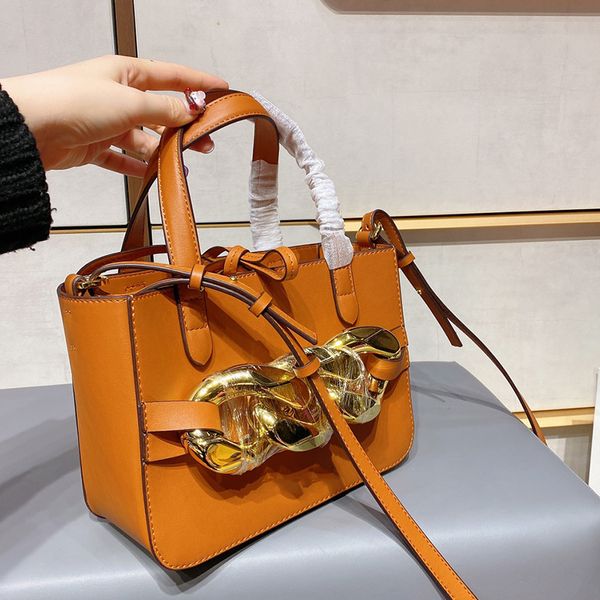 luxurys designers luxury_handbags brand bags london leather crossbody large package totes double bag metal chains ja genuine decoration vgjb
luxurys designers luxury_handbags brand bags london leather crossbody large package totes double bag metal chains ja genuine decoration vgjb