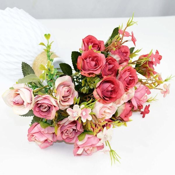 1bouquet 5head artificial silk rose flower romantic wedding bride decoration diy home garden fake flower table decor
1bouquet 5head artificial silk rose flower romantic wedding bride decoration diy home garden fake flower table decor