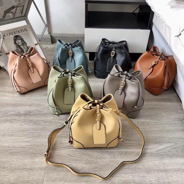 evening bags genuine leather bucket bag fashion shoulder for women designer luxury
evening bags genuine leather bucket bag fashion shoulder for women designer luxury