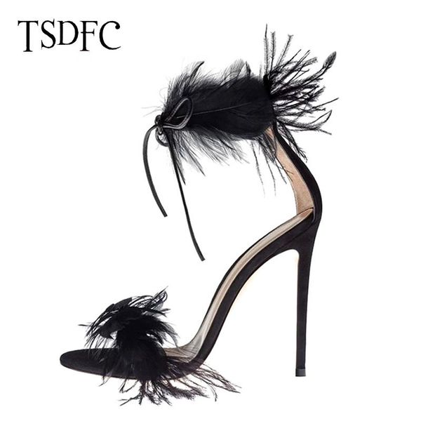 dress shoes 2021 luxury women heeled sandals plume wedding ankle strap pumps super high heels sandal lady party big size, Black
dress shoes 2021 luxury women heeled sandals plume wedding ankle strap pumps super high heels sandal lady party big size, Black
