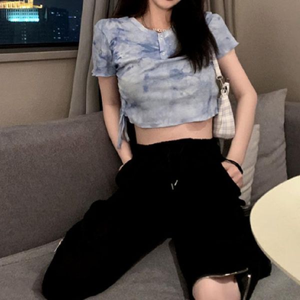 women's t-shirt 2021 european and american style summer shirt short-sleeved tie-dye pleated umbilical lace female short, White
women's t-shirt 2021 european and american style summer shirt short-sleeved tie-dye pleated umbilical lace female short, White