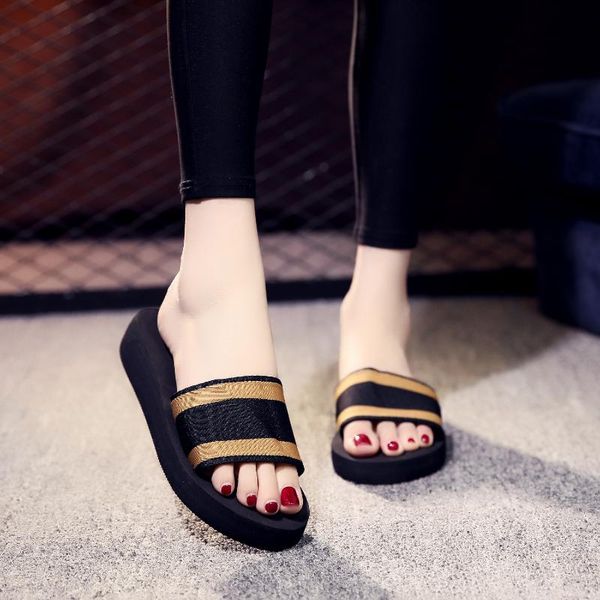 autumn and winter color matching women's thick bottom home slope heel rocket muffin slippers sandals, Black
autumn and winter color matching women's thick bottom home slope heel rocket muffin slippers sandals, Black