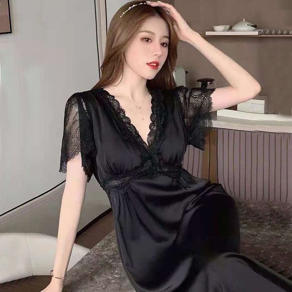 ice and snow silk with breast pad lace nightdrs short sleeve summer fun nightgown woman, Red;black
ice and snow silk with breast pad lace nightdrs short sleeve summer fun nightgown woman, Red;black