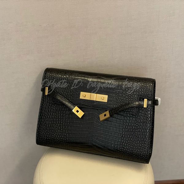 2021 wallet famous designer bags handbag alligator casual business totes purses satchel messenger women fashion envelope hasp shoulder bag l, Red;black
2021 wallet famous designer bags handbag alligator casual business totes purses satchel messenger women fashion envelope hasp shoulder bag l, Red;black