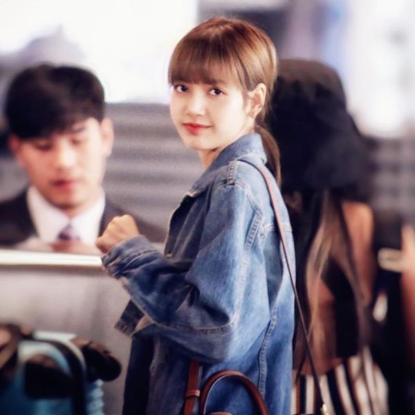 women's jackets kpop korean celebrity same retro loose blue denim jacket women autumn streetwear fashion wild lady student coat, Black;brown
women's jackets kpop korean celebrity same retro loose blue denim jacket women autumn streetwear fashion wild lady student coat, Black;brown