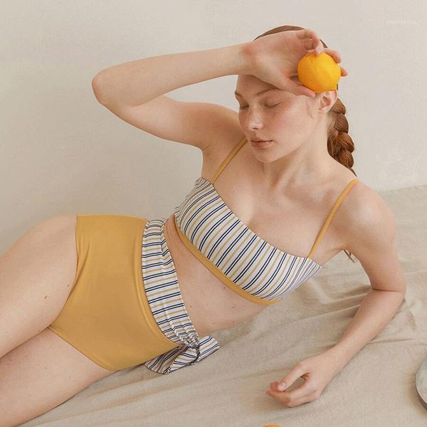 women's swimwear 2021 women two piece tie dye striped vintage split swimsuit bikini set high waist japan korean beachwear, White;black
women's swimwear 2021 women two piece tie dye striped vintage split swimsuit bikini set high waist japan korean beachwear, White;black