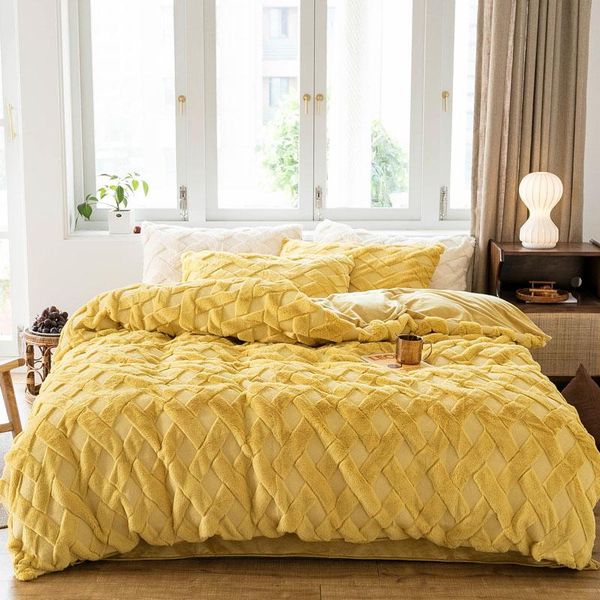 bedding sets luxury yellow warm velvet fleece girl set stereoscopic diamond pattern short plush duvet cover bed sheet pillowcase 
bedding sets luxury yellow warm velvet fleece girl set stereoscopic diamond pattern short plush duvet cover bed sheet pillowcase