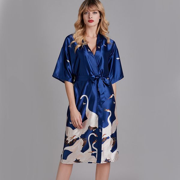 2021 spring new ladies silk satin thin robe comfort fresh style floral printed sleepwear nightgown femme satin homewear, Black;red
2021 spring new ladies silk satin thin robe comfort fresh style floral printed sleepwear nightgown femme satin homewear, Black;red