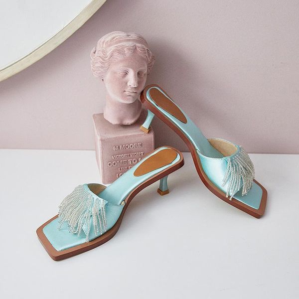 slippers 2021 summer tassel low heel sandals female candy-colored outer wear fashion, Black
slippers 2021 summer tassel low heel sandals female candy-colored outer wear fashion, Black