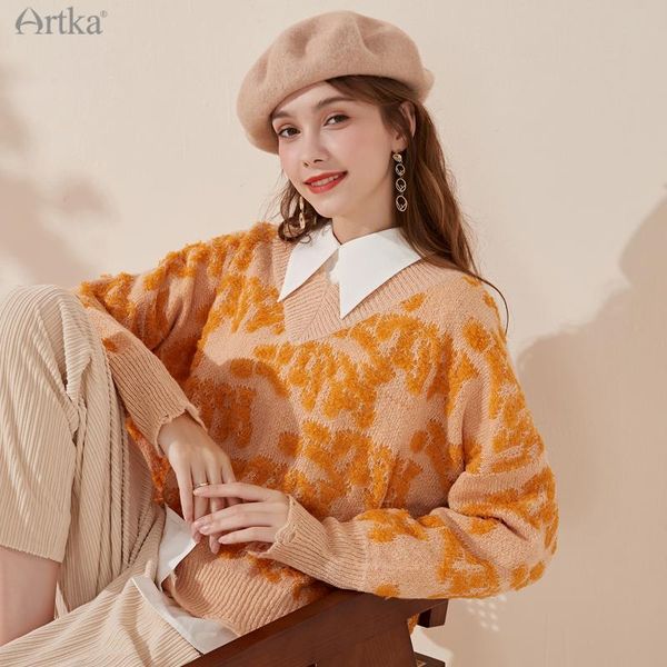women's sweaters artka 2021 autumn women sweater elegant soft wool knitting v-neck long sleeve loose female yb24002d, White;black
women's sweaters artka 2021 autumn women sweater elegant soft wool knitting v-neck long sleeve loose female yb24002d, White;black