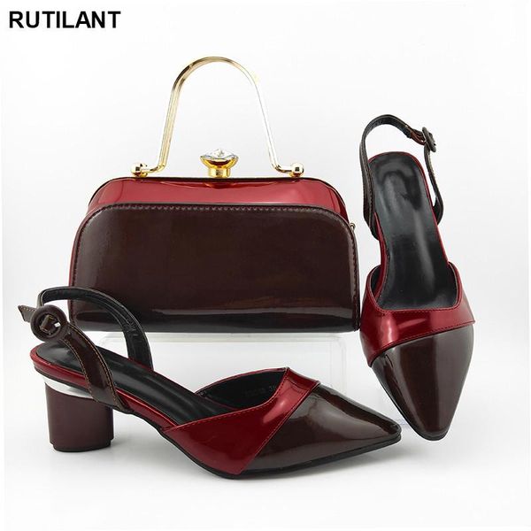 dress shoes latest design decorated with appliques fashion italian women wedding pumps purse sales in matching and bag set, Black
dress shoes latest design decorated with appliques fashion italian women wedding pumps purse sales in matching and bag set, Black