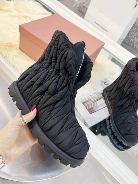 2021 winter new snow boots women's warm down boots windproof and rainproof size 34-41 with box, Black
2021 winter new snow boots women's warm down boots windproof and rainproof size 34-41 with box, Black