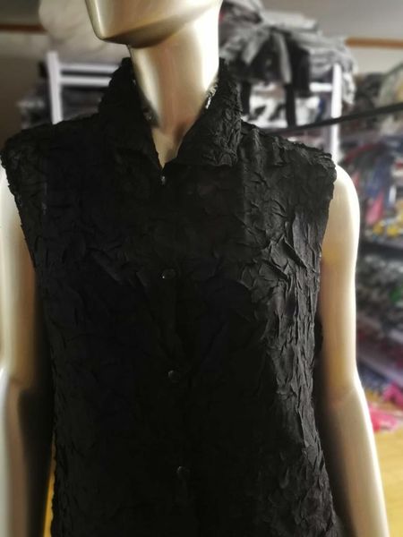 women's vests wrinkle transparent collar simple and versatile korean fashion cashew flower long cardigan vest.miyake pleated vest, Black;white
women's vests wrinkle transparent collar simple and versatile korean fashion cashew flower long cardigan vest.miyake pleated vest, Black;white