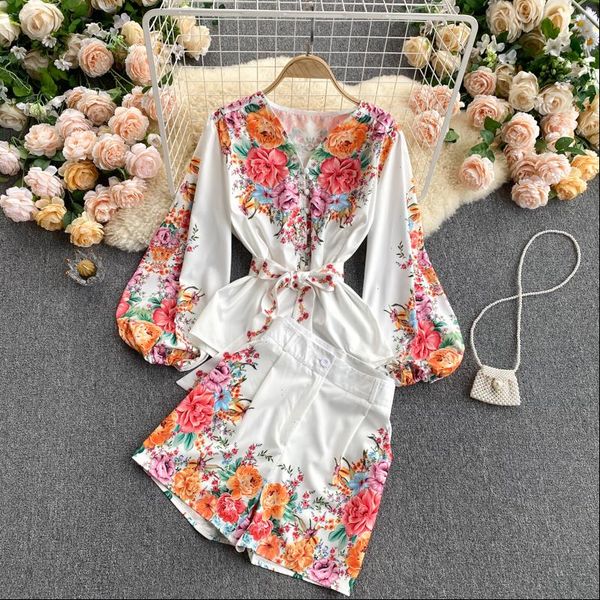spring arrivals print v womens dresses neck puff sleeve single breasted shirt wide leg shorts vintage two piece set outfits, White
spring arrivals print v womens dresses neck puff sleeve single breasted shirt wide leg shorts vintage two piece set outfits, White
