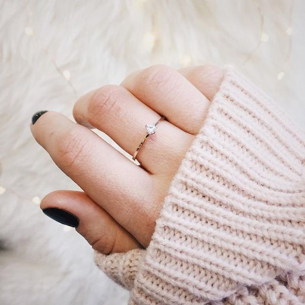 wedding rings single small cubic zircon crystal ring rose gold color thin for women fashion bague, Slivery;golden
wedding rings single small cubic zircon crystal ring rose gold color thin for women fashion bague, Slivery;golden