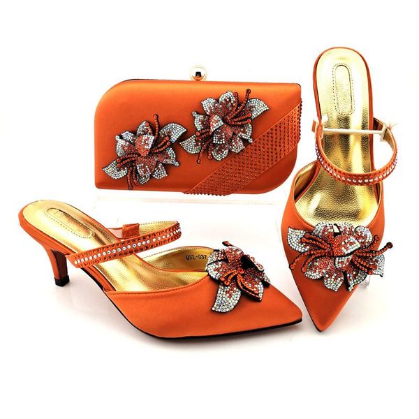 dress shoes italian orange color woman pumps and bag set for wedding african decorated with flower size 38-43, Black 
dress shoes italian orange color woman pumps and bag set for wedding african decorated with flower size 38-43, Black