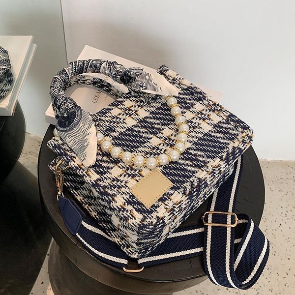 shoulder bags lattice large tote bag 2021 summer high-quality canvas women's designer handbag high capacity messenger
shoulder bags lattice large tote bag 2021 summer high-quality canvas women's designer handbag high capacity messenger