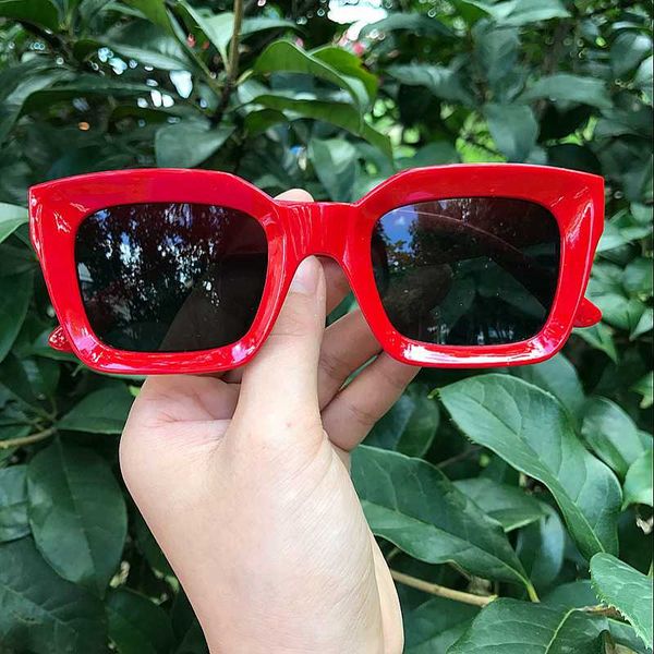 sunglasses glasses red black y2k hippie 90s aesthetic decorative car driving male 2021 trend fashion women square cat eye, White;black
sunglasses glasses red black y2k hippie 90s aesthetic decorative car driving male 2021 trend fashion women square cat eye, White;black