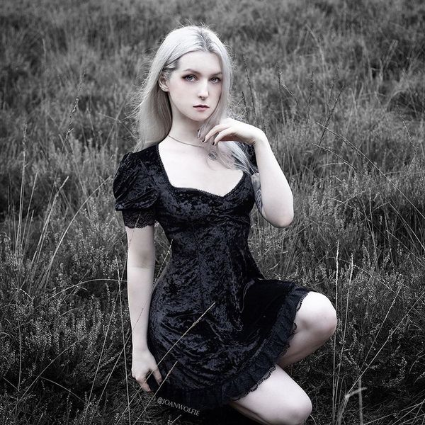 y2k retro lace pure black dress high waist v-neck aesthetics elegant short sleeve a-line party 210515, Black;gray
y2k retro lace pure black dress high waist v-neck aesthetics elegant short sleeve a-line party 210515, Black;gray