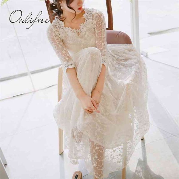 summer women long dress bohemian embroidery white lace maxi tunic beach 210513, Black;gray
summer women long dress bohemian embroidery white lace maxi tunic beach 210513, Black;gray