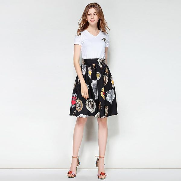 milan runway 2021 spring summer women's clothing fashion pair boho beach vintage elegant chic print half skirt skirts, Black
milan runway 2021 spring summer women's clothing fashion pair boho beach vintage elegant chic print half skirt skirts, Black