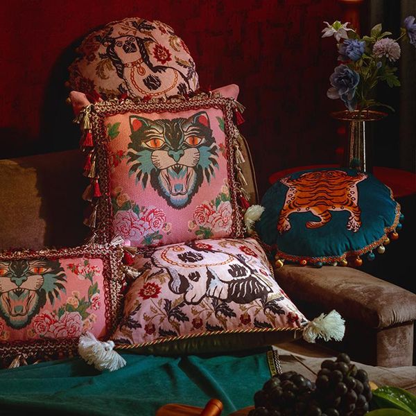 pillow case cushion cover valentine's home gift cat print design velvet throw luxury cushions hand made
pillow case cushion cover valentine's home gift cat print design velvet throw luxury cushions hand made