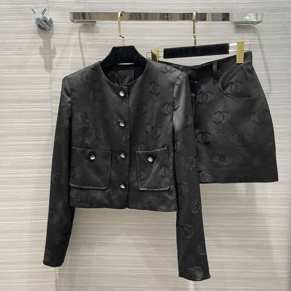 2021 autumn winter o neck long sleeve luxury women's two piece pants brand same style designer two piece sets 1010-7, White
2021 autumn winter o neck long sleeve luxury women's two piece pants brand same style designer two piece sets 1010-7, White