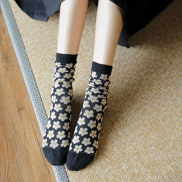 socks & hosiery funky retro daisy cozy women's tube cartoon flower streetwear skateboard cotton harajuku kawaii autumn winter, Black;white
socks & hosiery funky retro daisy cozy women's tube cartoon flower streetwear skateboard cotton harajuku kawaii autumn winter, Black;white