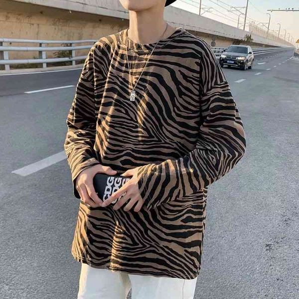 men's t-shirts spring striped t shirt fashion retro casual o-neck t-shirt men streetwear korean loose long-sleeved tshirt mens top, White;black
men's t-shirts spring striped t shirt fashion retro casual o-neck t-shirt men streetwear korean loose long-sleeved tshirt mens top, White;black