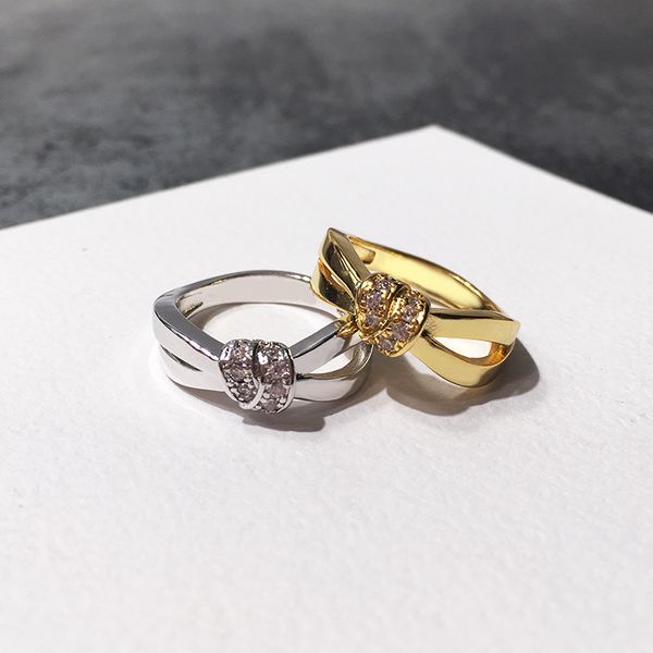 16 domestic and international fashion accessories copper plated asymmetric cross twist diamond ring, Silver
16 domestic and international fashion accessories copper plated asymmetric cross twist diamond ring, Silver