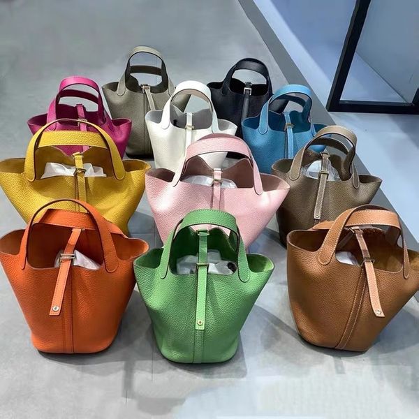 80% off outlet store new litchi grain layer cowhide togo mother vegetable basket piotin bucket bag with lock portable women's factory o, Black;red
80% off outlet store new litchi grain layer cowhide togo mother vegetable basket piotin bucket bag with lock portable women's factory o, Black;red