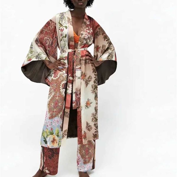 autumn casual retro all-match jacket slim printed fashion double-breasted long sleeved women coat shawl with belt 210930, White
autumn casual retro all-match jacket slim printed fashion double-breasted long sleeved women coat shawl with belt 210930, White