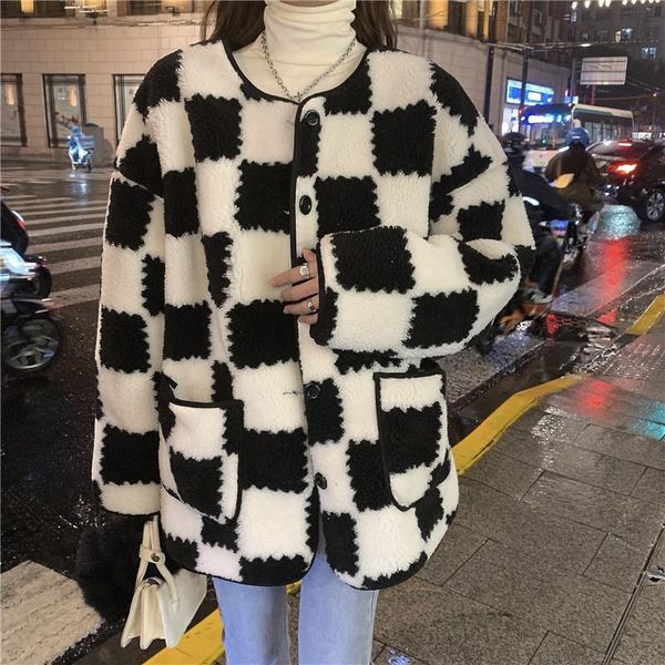 women's jackets fashion fall winter argyle coats women simple o-neck warm furry feminino single breasted loose elegant outerwear 2021, Black;brown
women's jackets fashion fall winter argyle coats women simple o-neck warm furry feminino single breasted loose elegant outerwear 2021, Black;brown