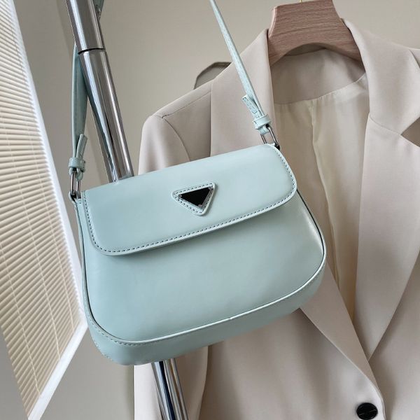 luxury trendy bags design bag small fresh 2021 spring simple hand fashion single shoulder messenger texture underarm
luxury trendy bags design bag small fresh 2021 spring simple hand fashion single shoulder messenger texture underarm