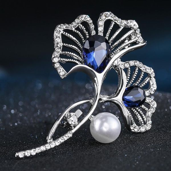 pins, brooches 2021 ginkgo biloba for women luxury brooch pin fashion jewelry silver color gift kids exquisite broches, Gray
pins, brooches 2021 ginkgo biloba for women luxury brooch pin fashion jewelry silver color gift kids exquisite broches, Gray