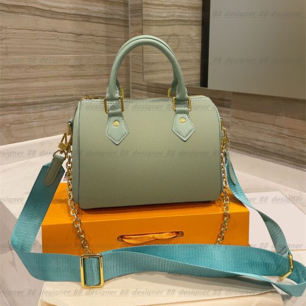 women's men coussin genuine leather bags tote nylon fashion shoulder bag wallets purse luxury designer embossing original d20r
women's men coussin genuine leather bags tote nylon fashion shoulder bag wallets purse luxury designer embossing original d20r