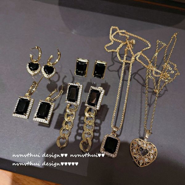 strands strings fairy color dark night black earrings 18k gold plated love zircon sparkle diamond peach heart necklace
strands strings fairy color dark night black earrings 18k gold plated love zircon sparkle diamond peach heart necklace