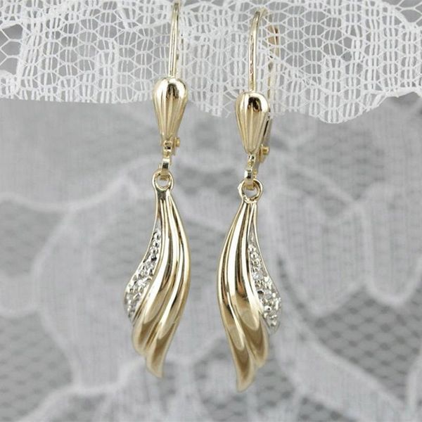 hoop & huggie fashionable temperament gold color earring for women inlay zircon exquisite party jewelry accessories gift girlfriend, Golden;silver
hoop & huggie fashionable temperament gold color earring for women inlay zircon exquisite party jewelry accessories gift girlfriend, Golden;silver
