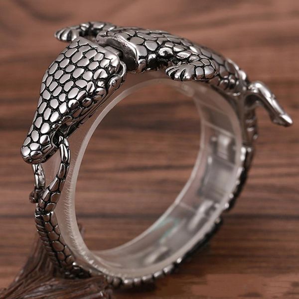 charm bracelets fashion personality domineering crocodile shape bracelet men's punk rock motorcycle jewelry, Golden;silver
charm bracelets fashion personality domineering crocodile shape bracelet men's punk rock motorcycle jewelry, Golden;silver