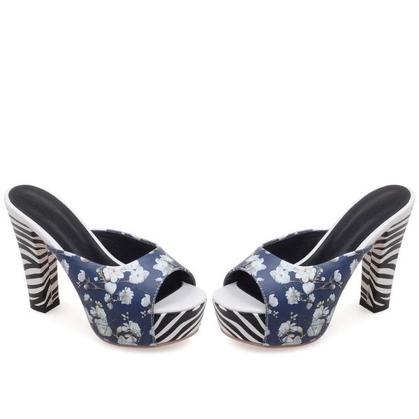 big size 32-42 summer fashion women mixed colors printing peep toe platform heel sandals 4 slippers, Black
big size 32-42 summer fashion women mixed colors printing peep toe platform heel sandals 4 slippers, Black