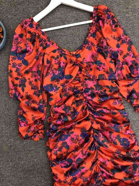 capris 2021 summer fashion bodycon party event women v-neck color block floral print short sleeve casual pleatted, Black;gray
capris 2021 summer fashion bodycon party event women v-neck color block floral print short sleeve casual pleatted, Black;gray