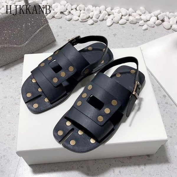 sandals 2021 roman style split toe open sandalias women rivet decor buckle strap real leather beach shoes summer, Black
sandals 2021 roman style split toe open sandalias women rivet decor buckle strap real leather beach shoes summer, Black