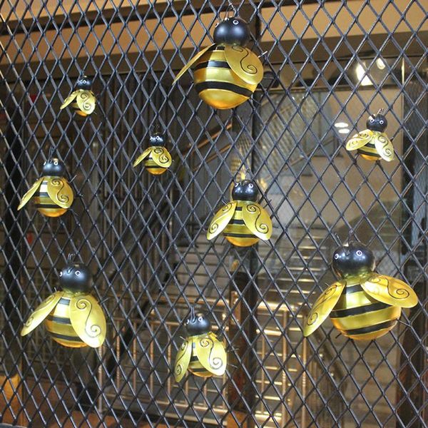 decorative objects & figurines 1/4 pcs metal decor fence 3d iron animal ornament wall hanging bee art pastoral decoration for bar
decorative objects & figurines 1/4 pcs metal decor fence 3d iron animal ornament wall hanging bee art pastoral decoration for bar
