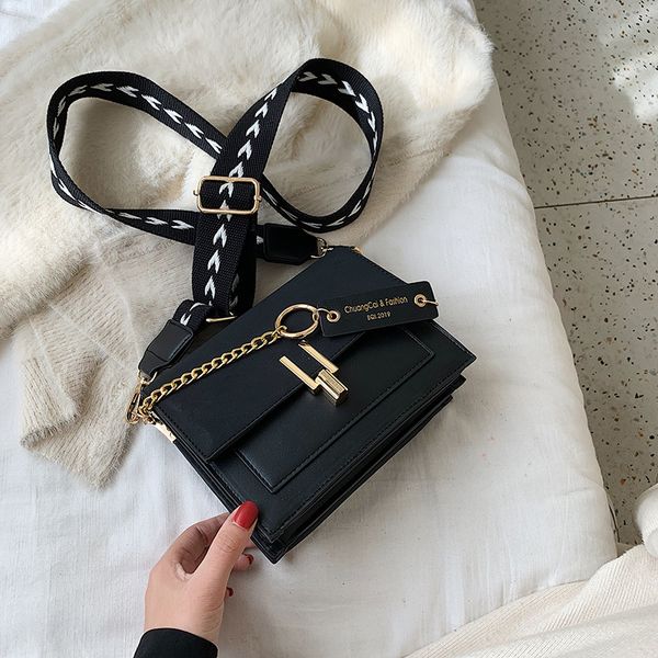 2021 new mini handbags women fashion ins ultra fire retro wide shoulder strap messenger bag purse simple style crossbody bags
2021 new mini handbags women fashion ins ultra fire retro wide shoulder strap messenger bag purse simple style crossbody bags