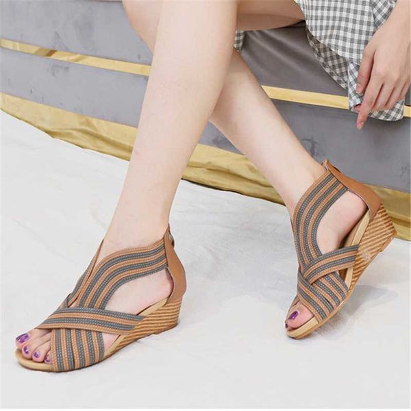 summer bohemian style women peep toe 5cm wedge heels sandals retro classic fashion female brown party dress footwear shoes, Black
summer bohemian style women peep toe 5cm wedge heels sandals retro classic fashion female brown party dress footwear shoes, Black