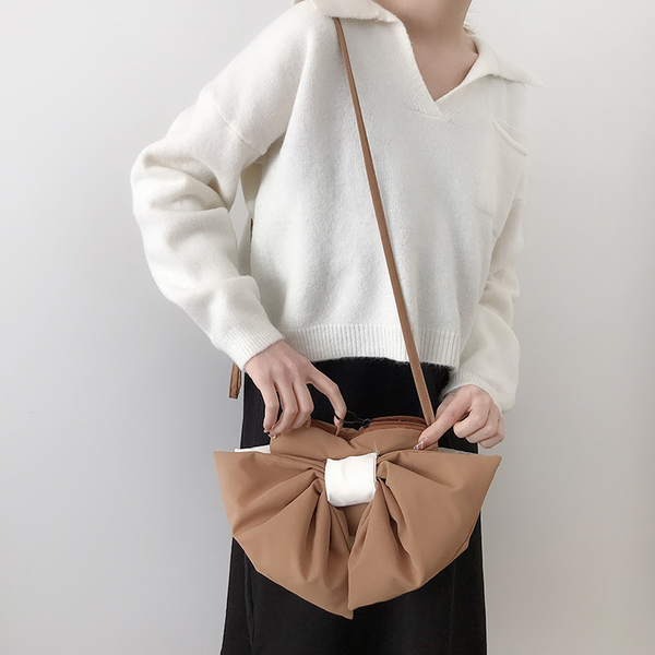 simple design student girls bowknot shoulder crossbody bag solid color female casual purses hangbags bolsas ladies phone purse l
simple design student girls bowknot shoulder crossbody bag solid color female casual purses hangbags bolsas ladies phone purse l